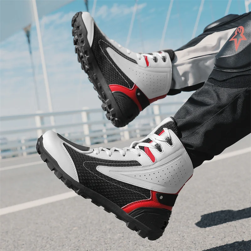 รองเท้าบูทมอเตอร์ไซค์กันน้ำสำห - Cycling Shoes For Commute บทวิจารณ์และราคา