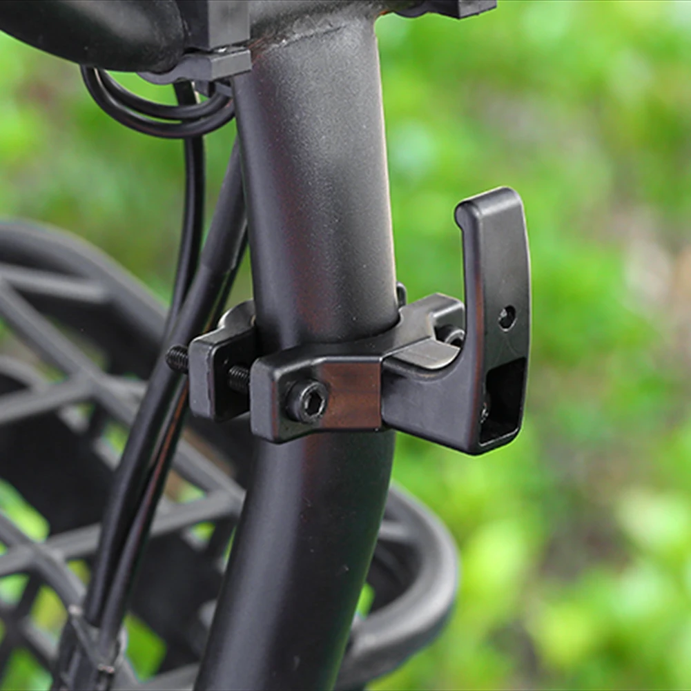 ตะขอแขวนอุปกรณ์เสริมหมวกกันน็อ - Cycling Commute Bag บทวิจารณ์และราคา